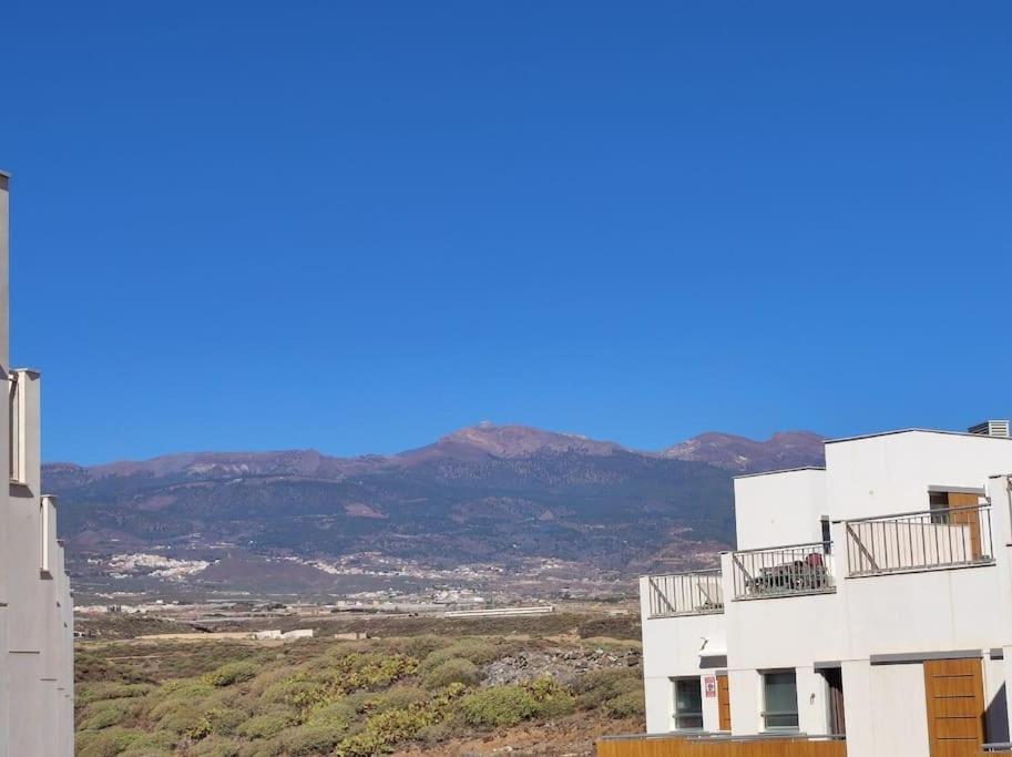 El Medano Beachfront Triplex Penthouse With Pool, Rooftop, Sea View 외부 사진