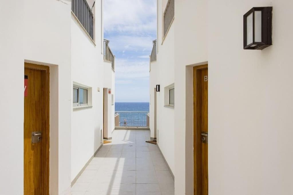 El Medano Beachfront Triplex Penthouse With Pool, Rooftop, Sea View 외부 사진